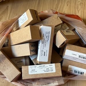 BUNCH OF NARS FOUNDATION